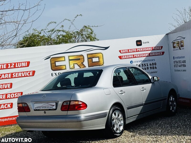 Mercedes-Benz E 240